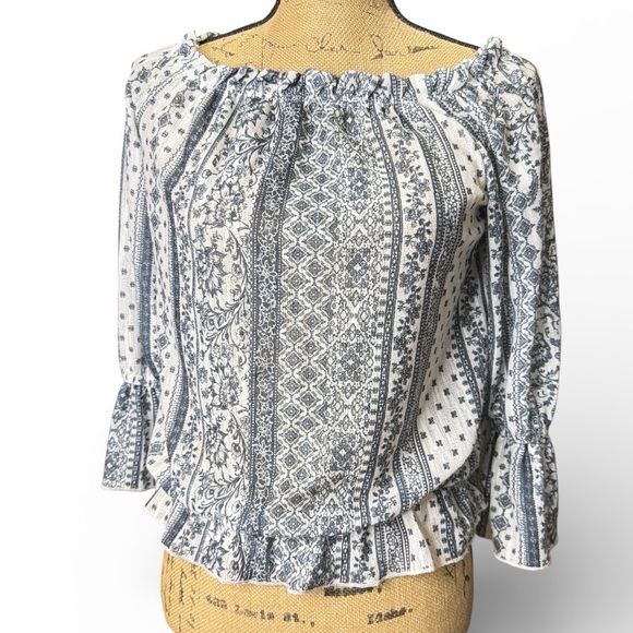 Haute Project Tops - Haute Project Elegant Blue and White Women's Top. EC. Size medium